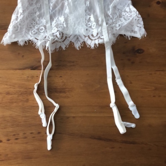 2 piece sheer lace white lingerie corset style garter and matching thong NEW - Picture 6 of 7
